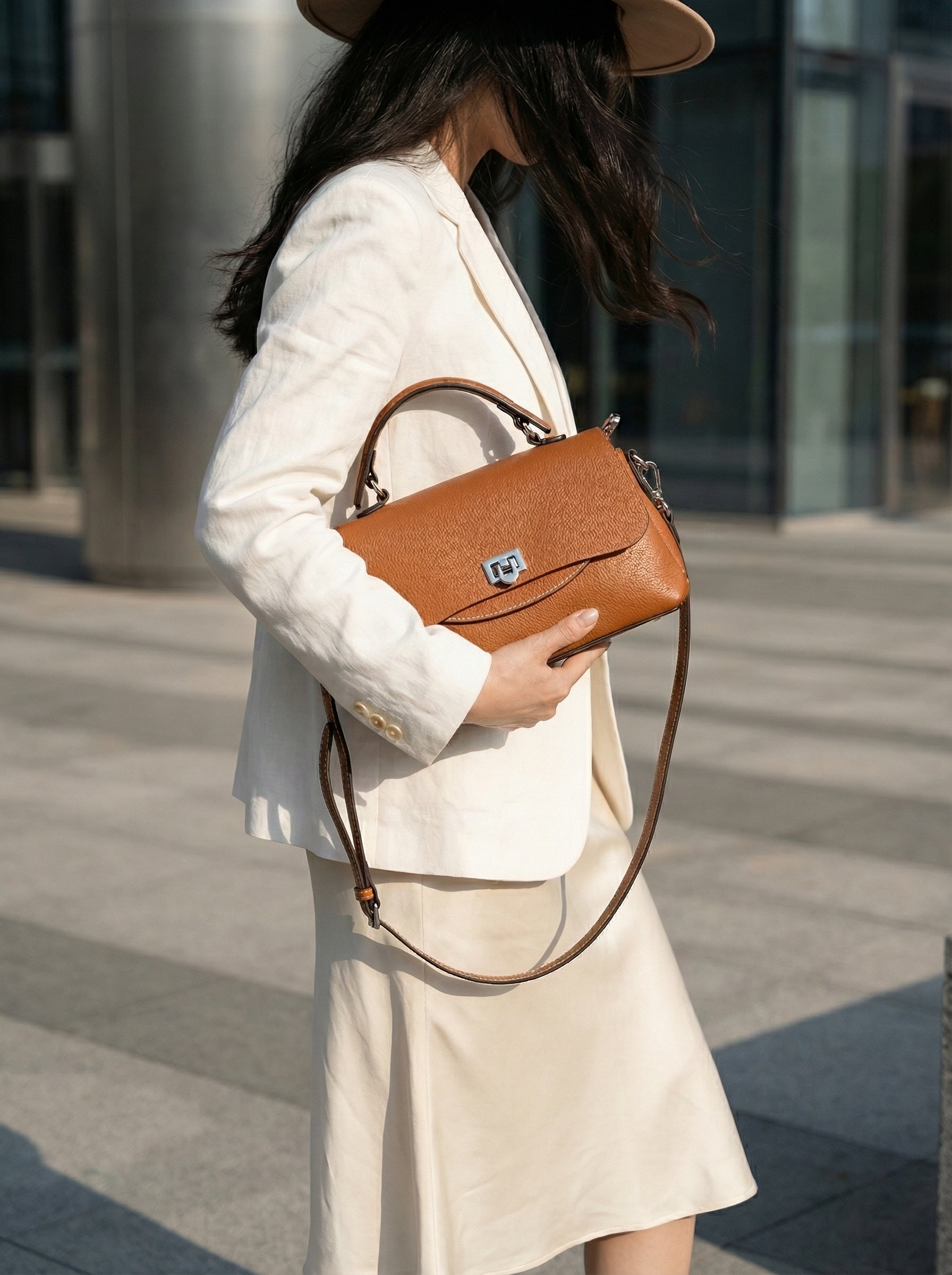 [color:Cognac] The Sequence - Cognac - 3